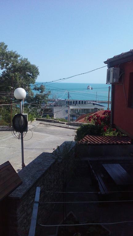 Regina'S Guesthouse Balchik Ngoại thất bức ảnh